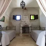 Masseria Parco Di Castro * Montalbano (Apulia)
