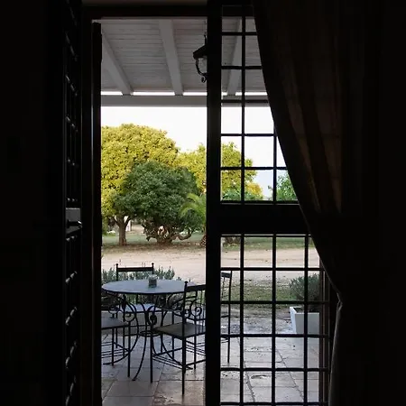 Masseria Parco Di Castro Farma *