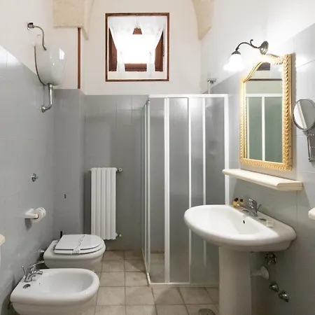 Masseria Parco Di Castro Montalbano (Apulia)