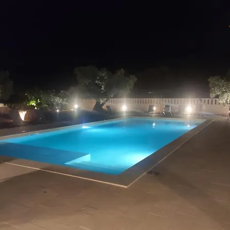 Masseria Parco Di Castro
