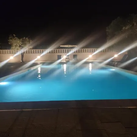 Masseria Parco Di Castro Farma *