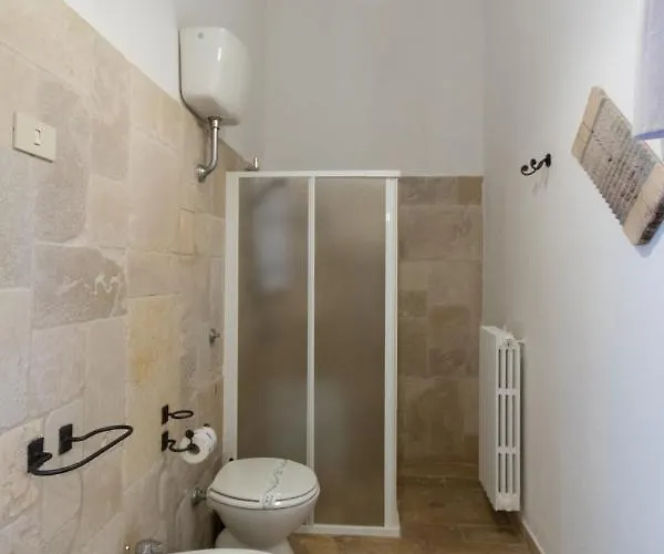 Masseria Parco Di Castro Montalbano (Apulia)